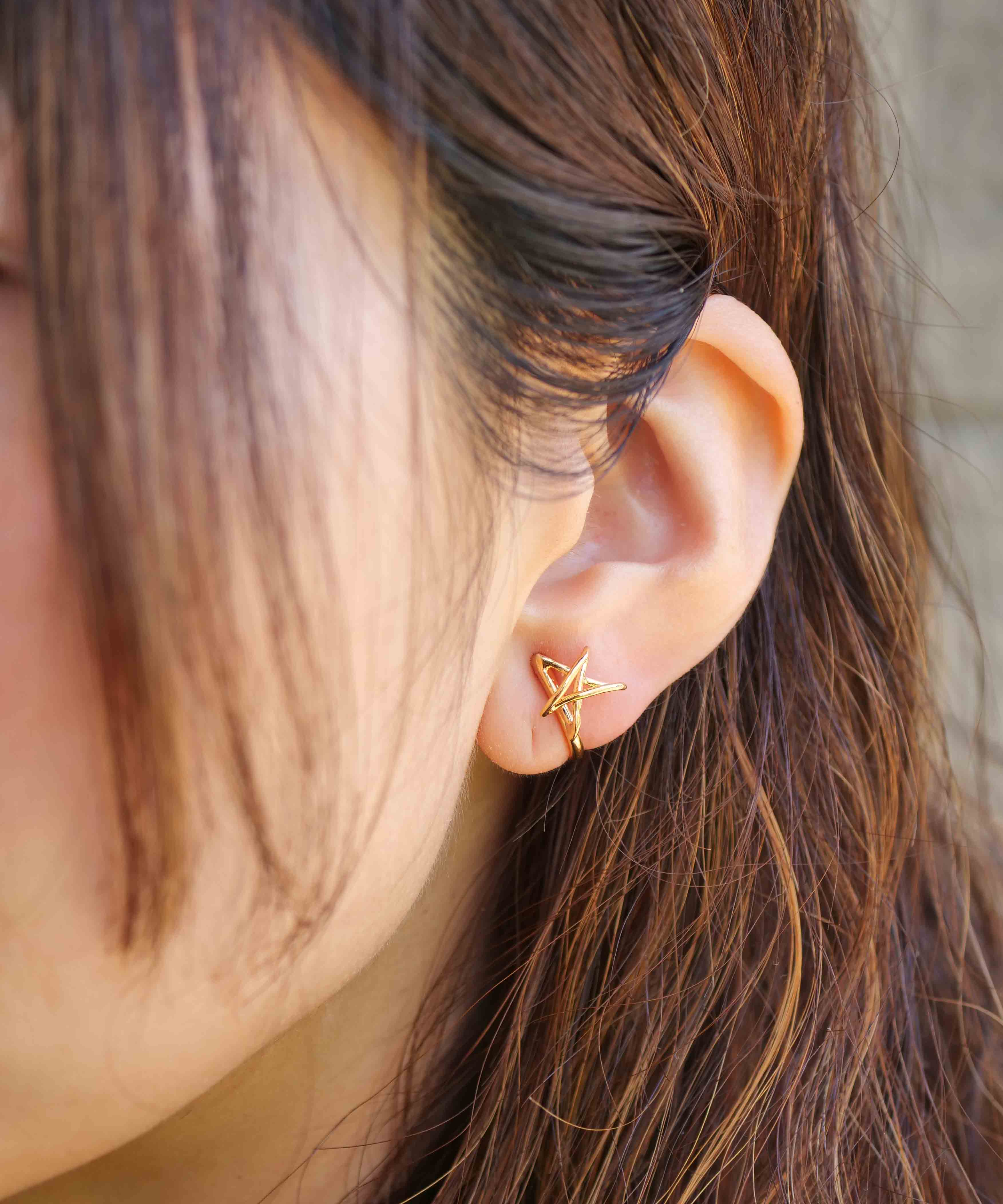 SV925 mini graffiti star earrings gold