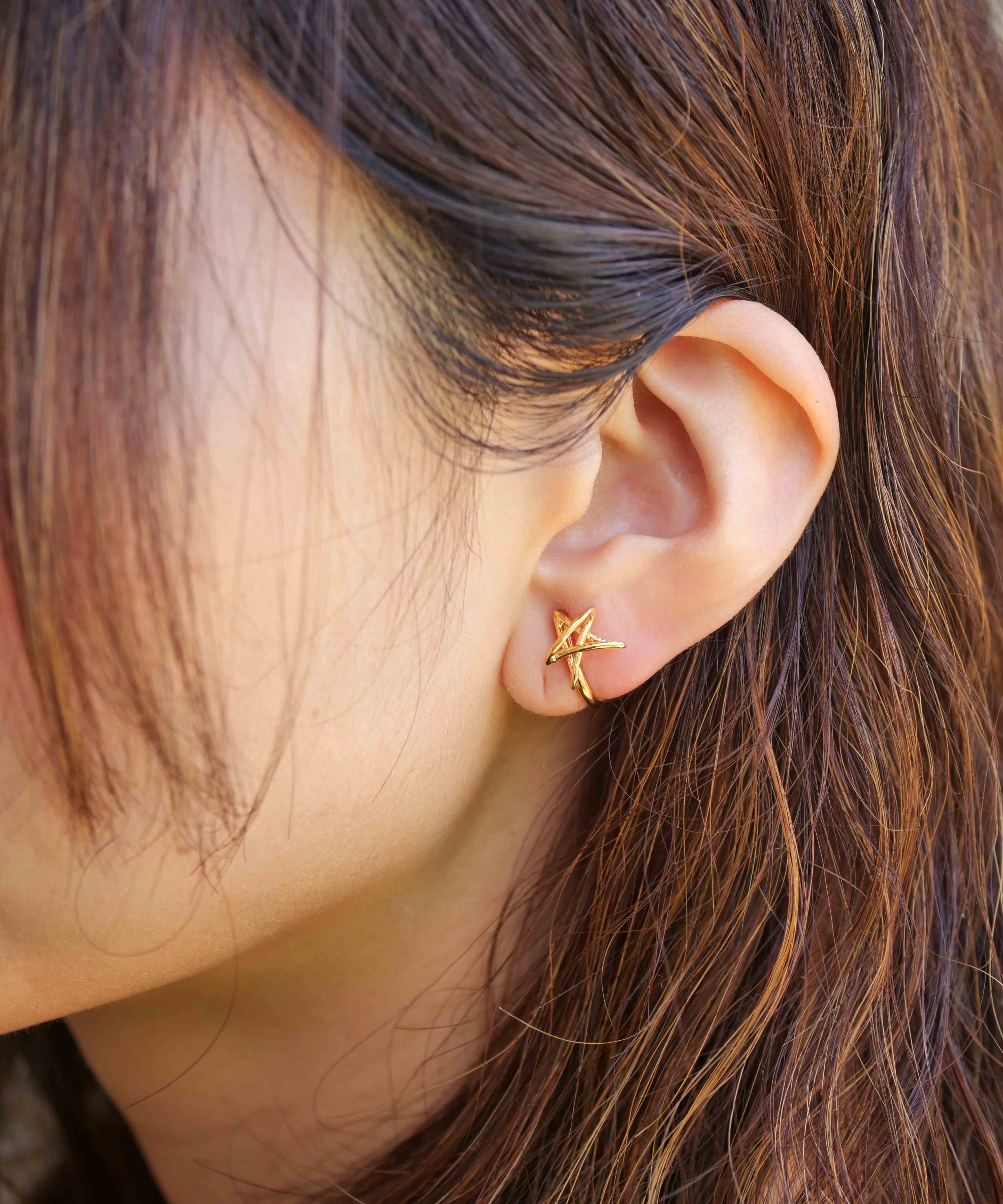 SV925 mini graffiti star earrings gold