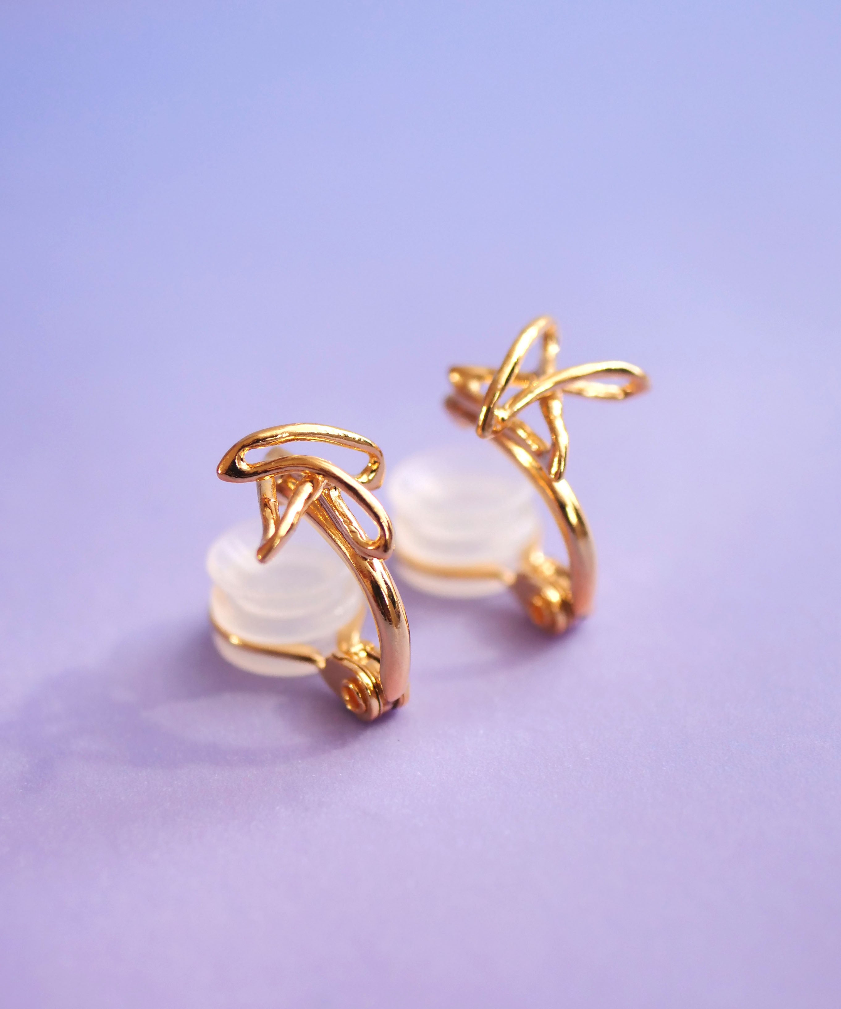 SV925 mini graffiti star earrings gold