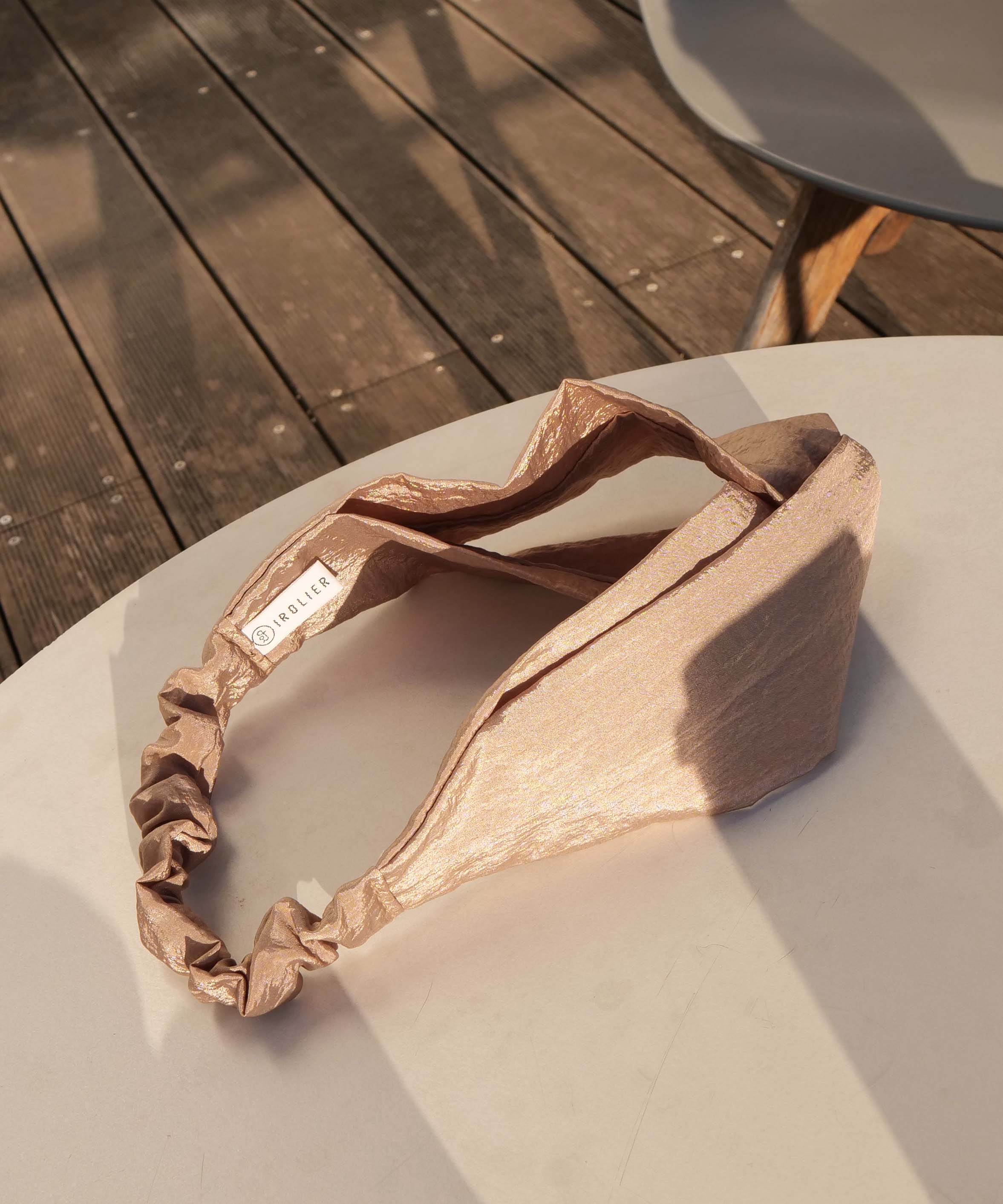 Shiny nuance simple turban