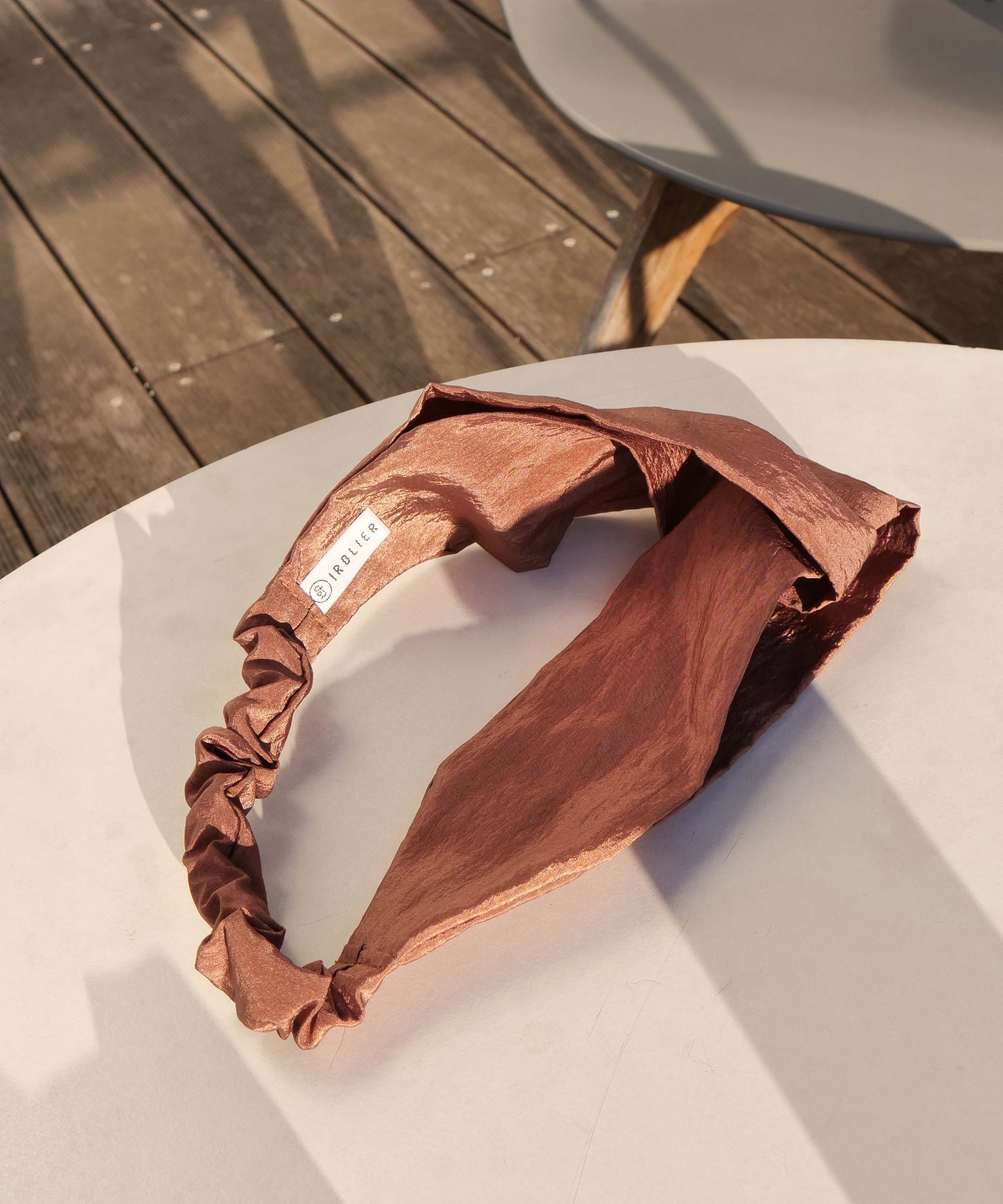 Shiny nuance simple turban