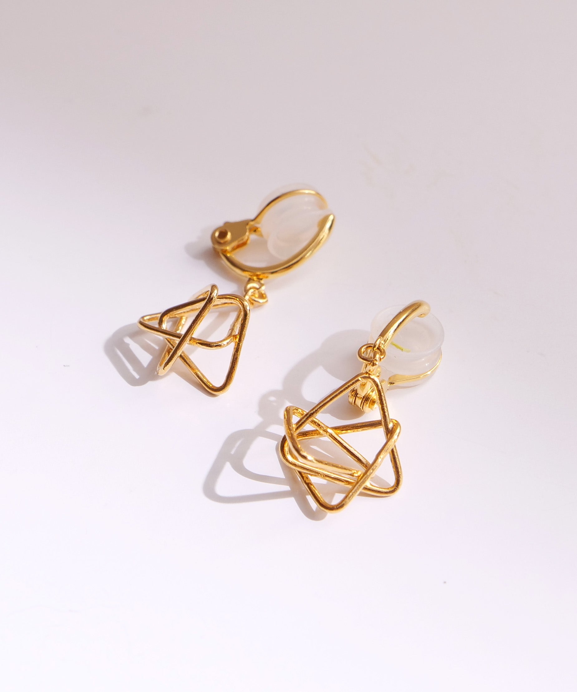 SV925 Graffiti 3D Triangle Earrings