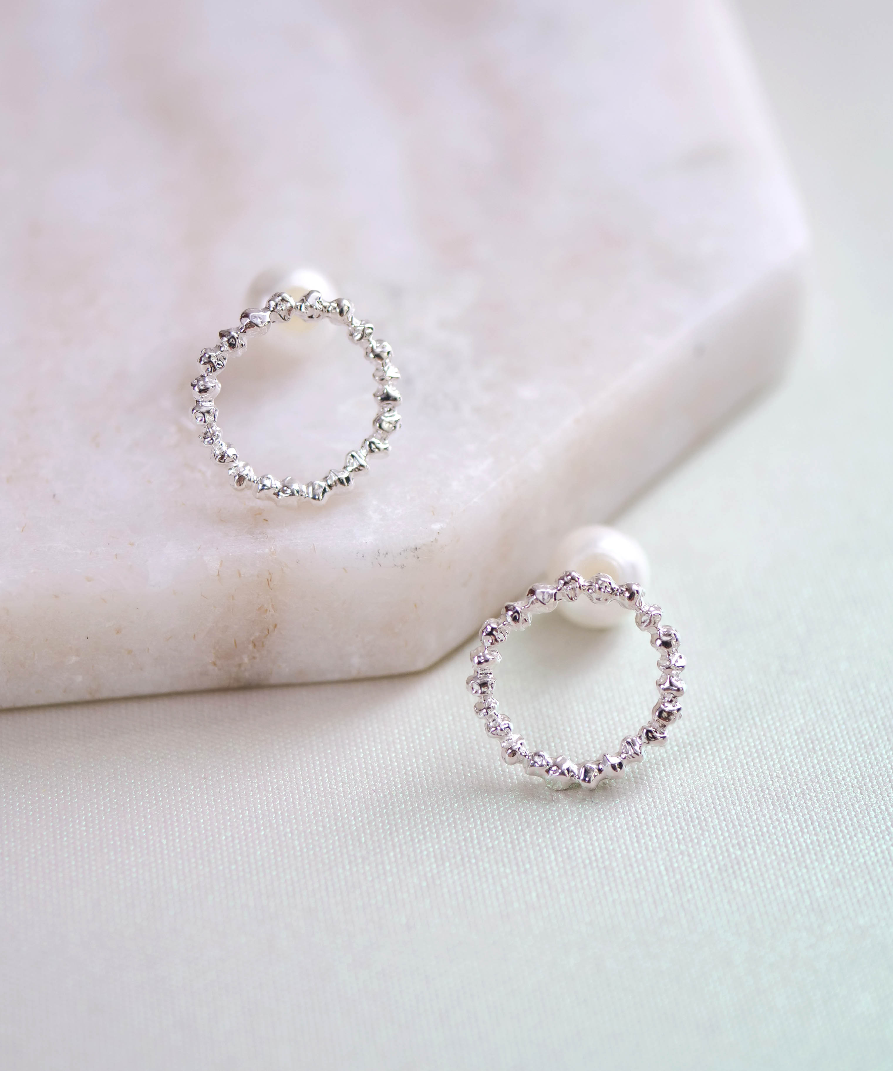 SV925 clay granular ring reversible earrings, silver