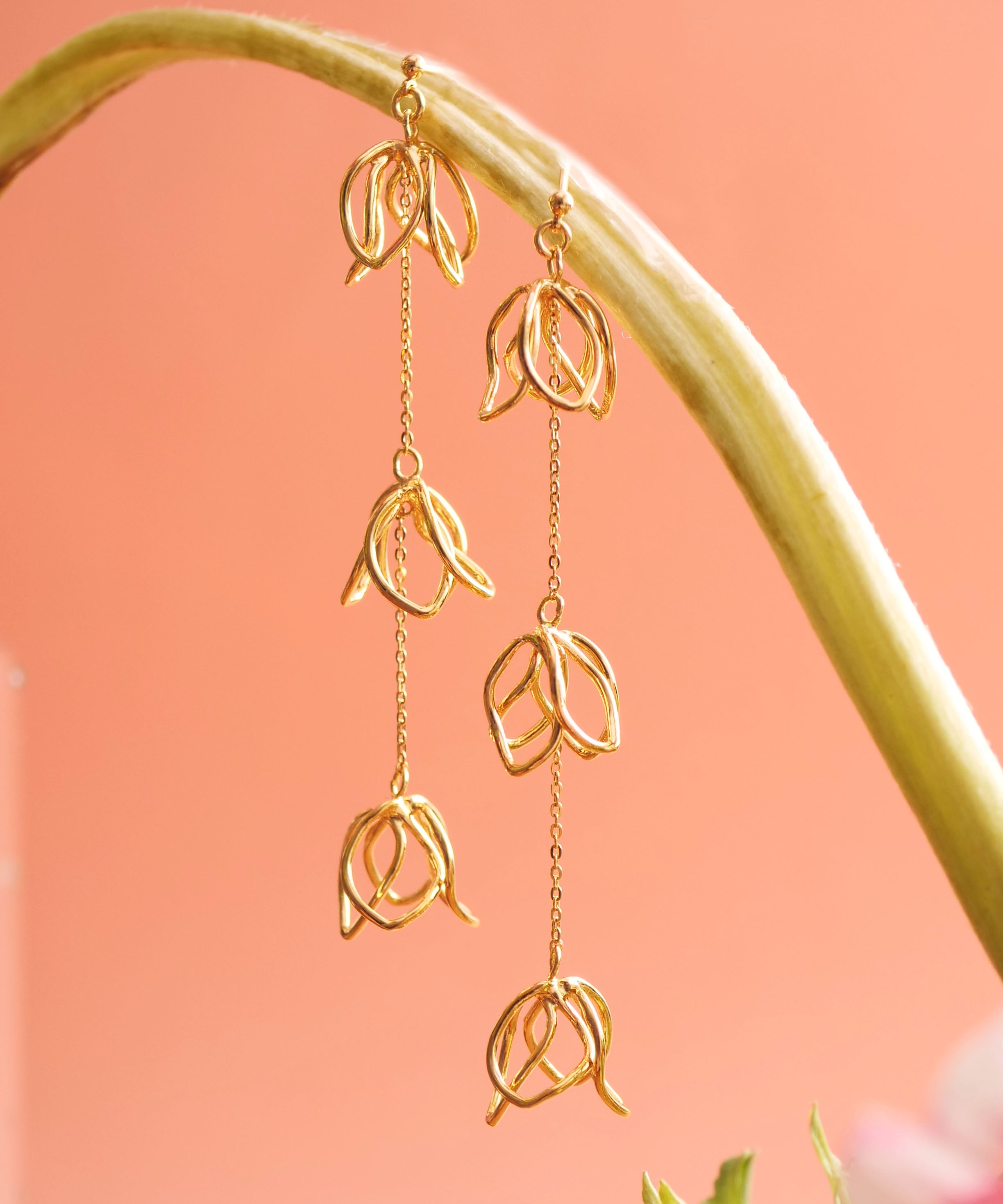 SV925 Graffiti Flower Volume Earrings Gold