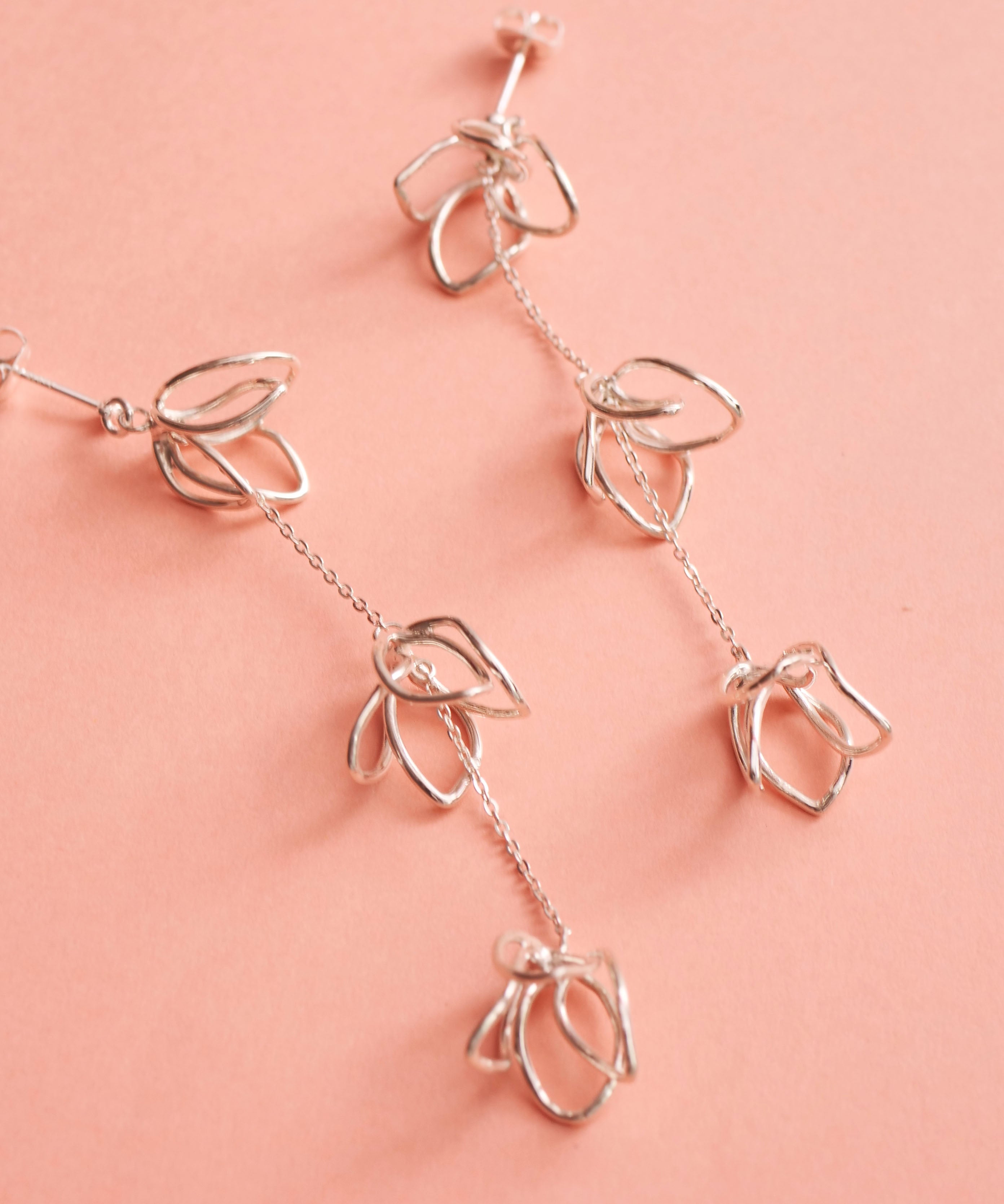 SV925 Scribble Flower Volume Earrings Silver