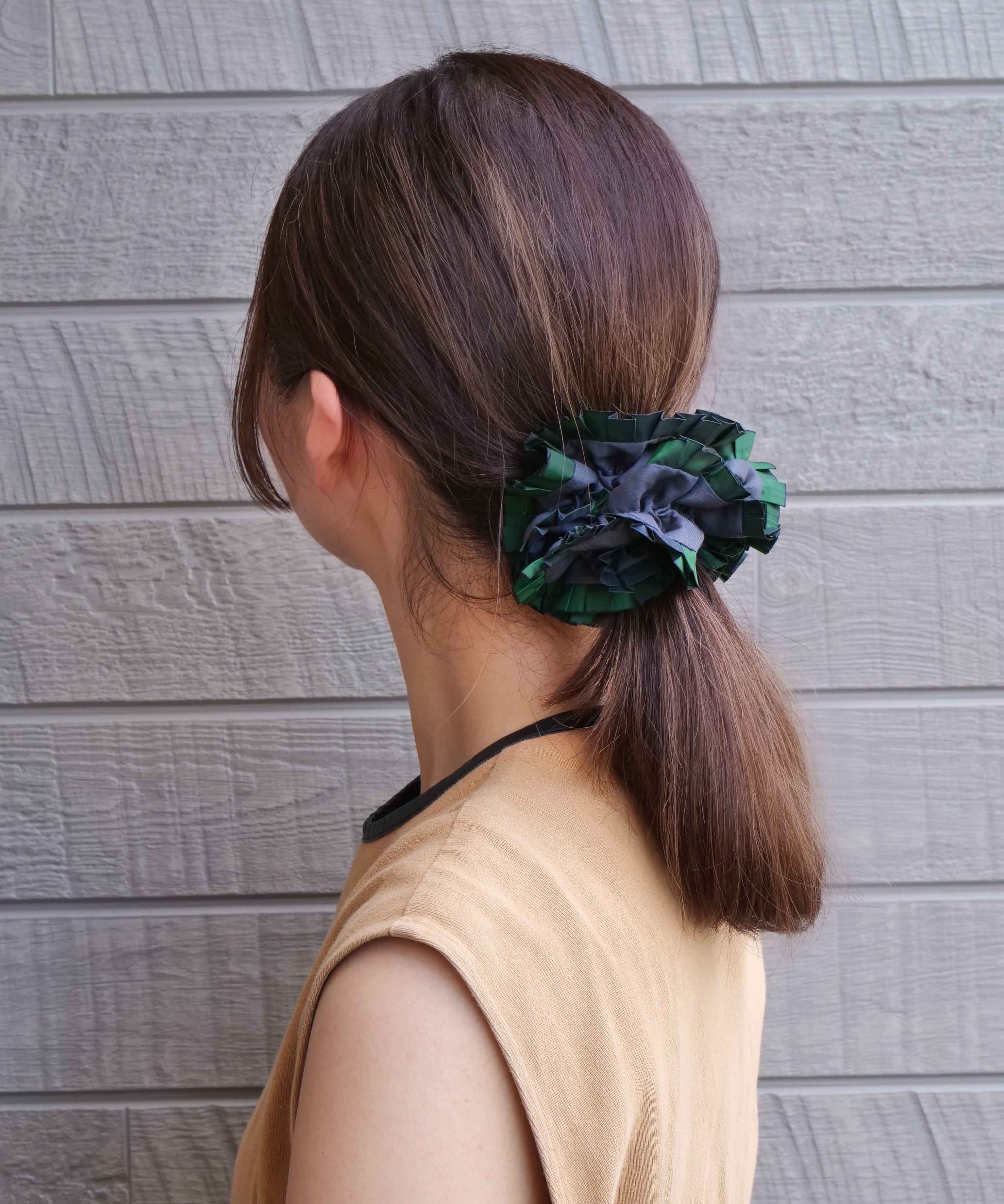 Plain Colorful Pleated Piping Scrunchie Green