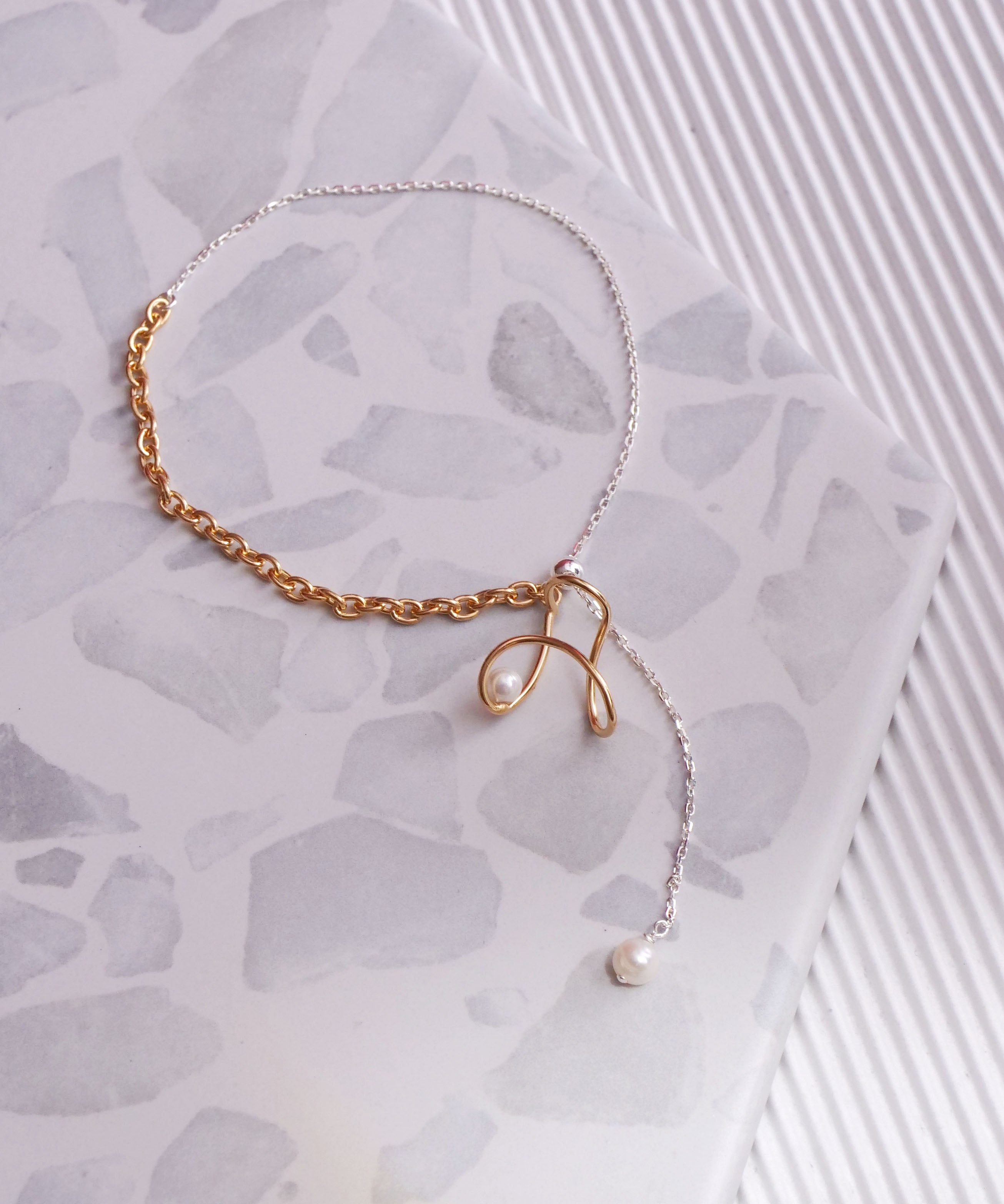 SV925 Pearl Frill Graffiti Chain Bracelet Mix