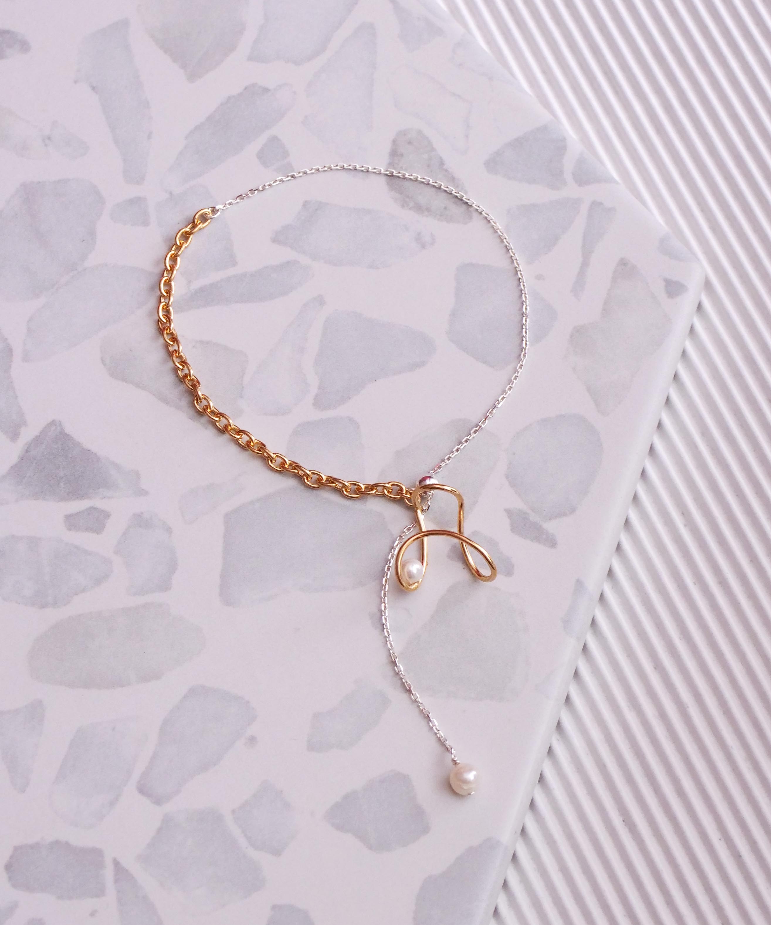 SV925 Pearl Frill Graffiti Chain Bracelet Mix