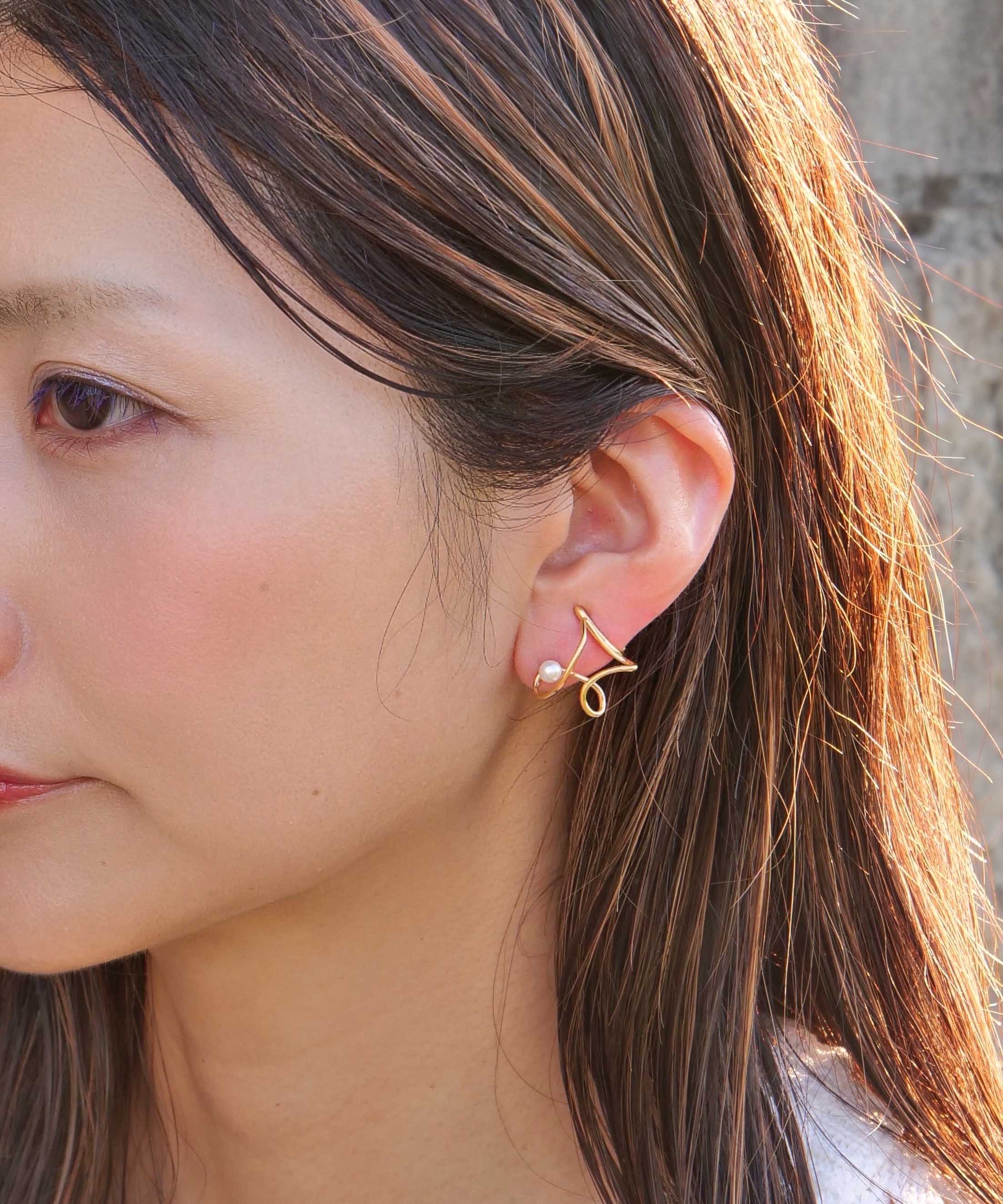 SV925 珍珠褶边涂鸦 suneo 发饰耳环 金色