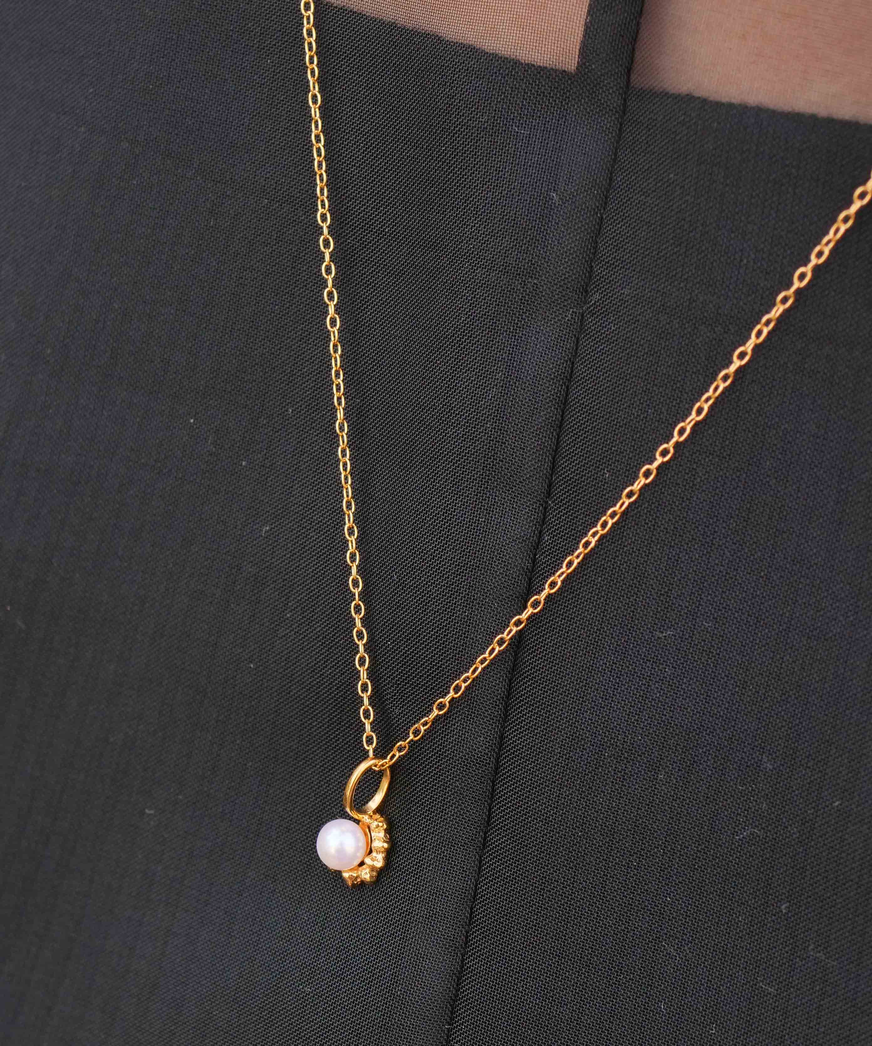 SV925 clay necklace with one pearl, gold