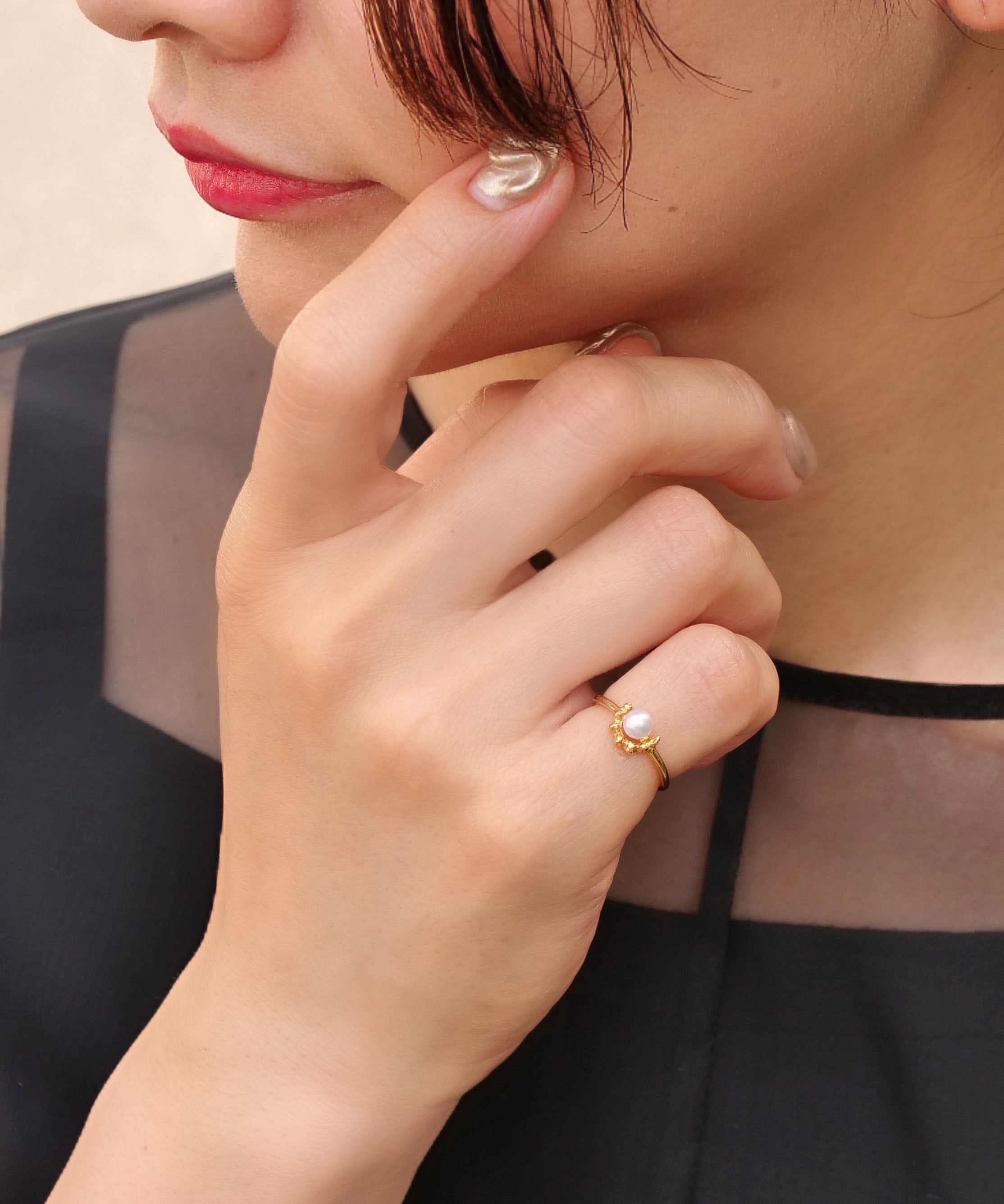 SV925 clay pinky ring with one pearl, gold