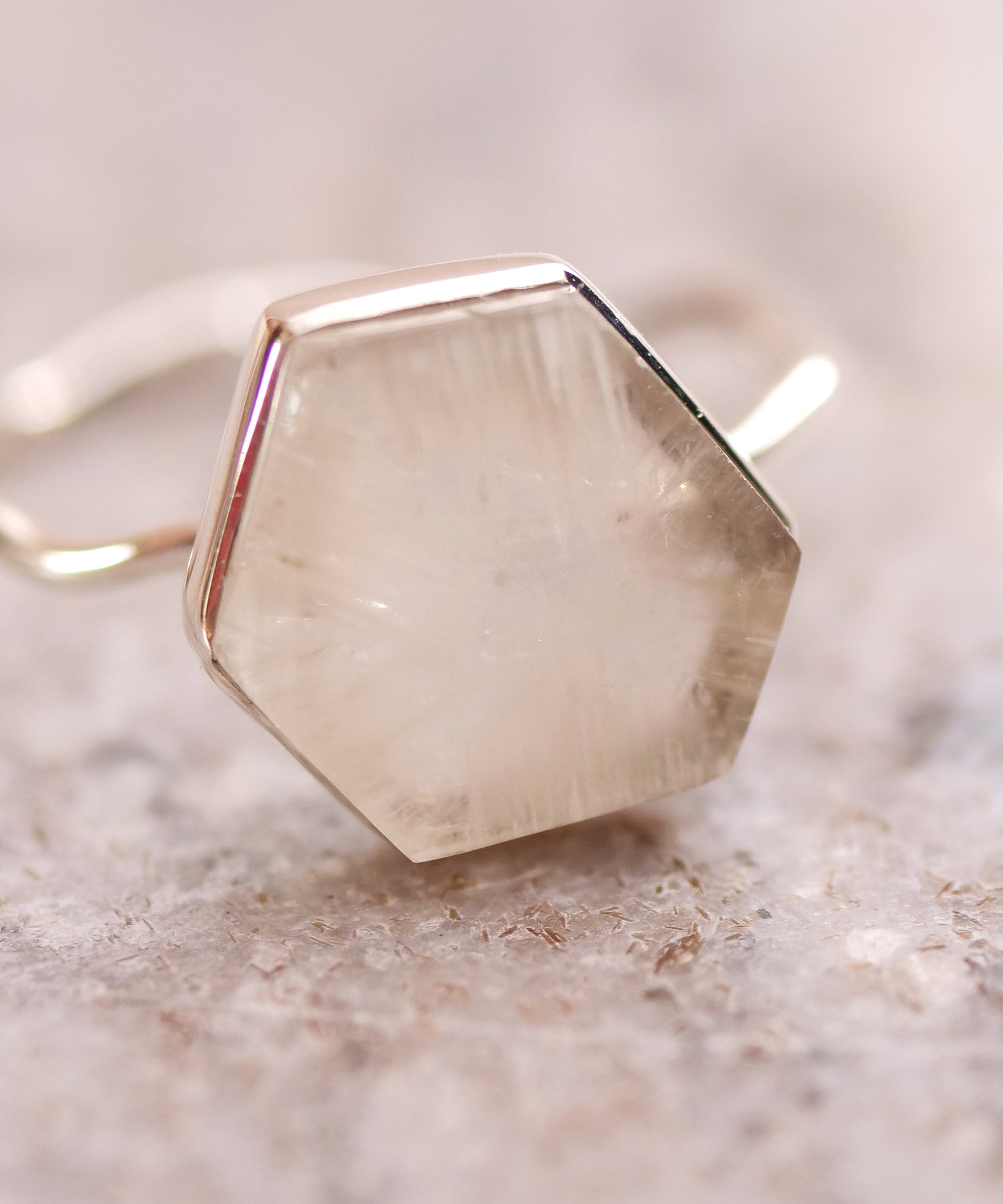 SV925 Graffiti Wave Trapiche Crystal Ring Size 17