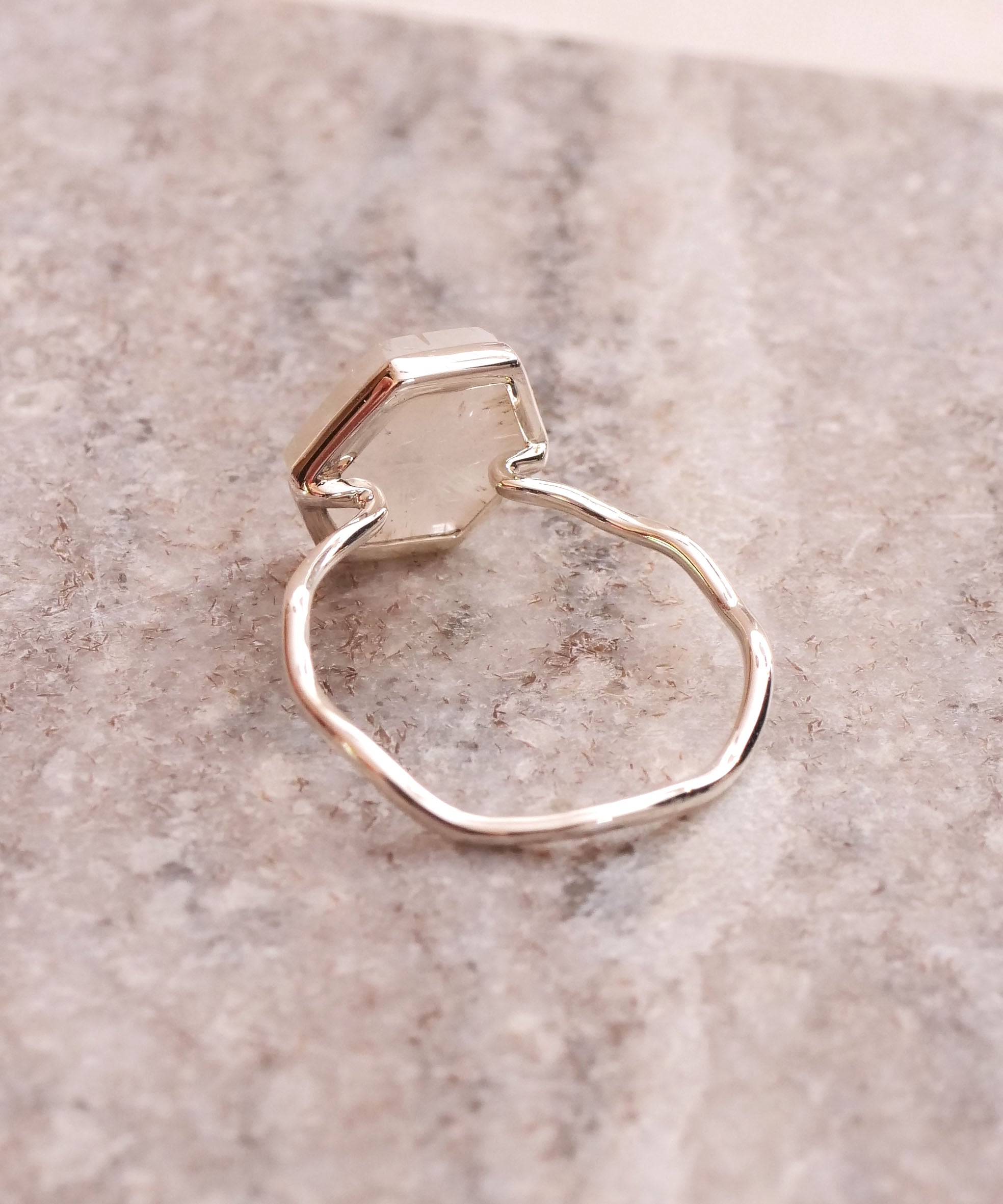 SV925 Graffiti Wave Trapiche Crystal Ring Size 17
