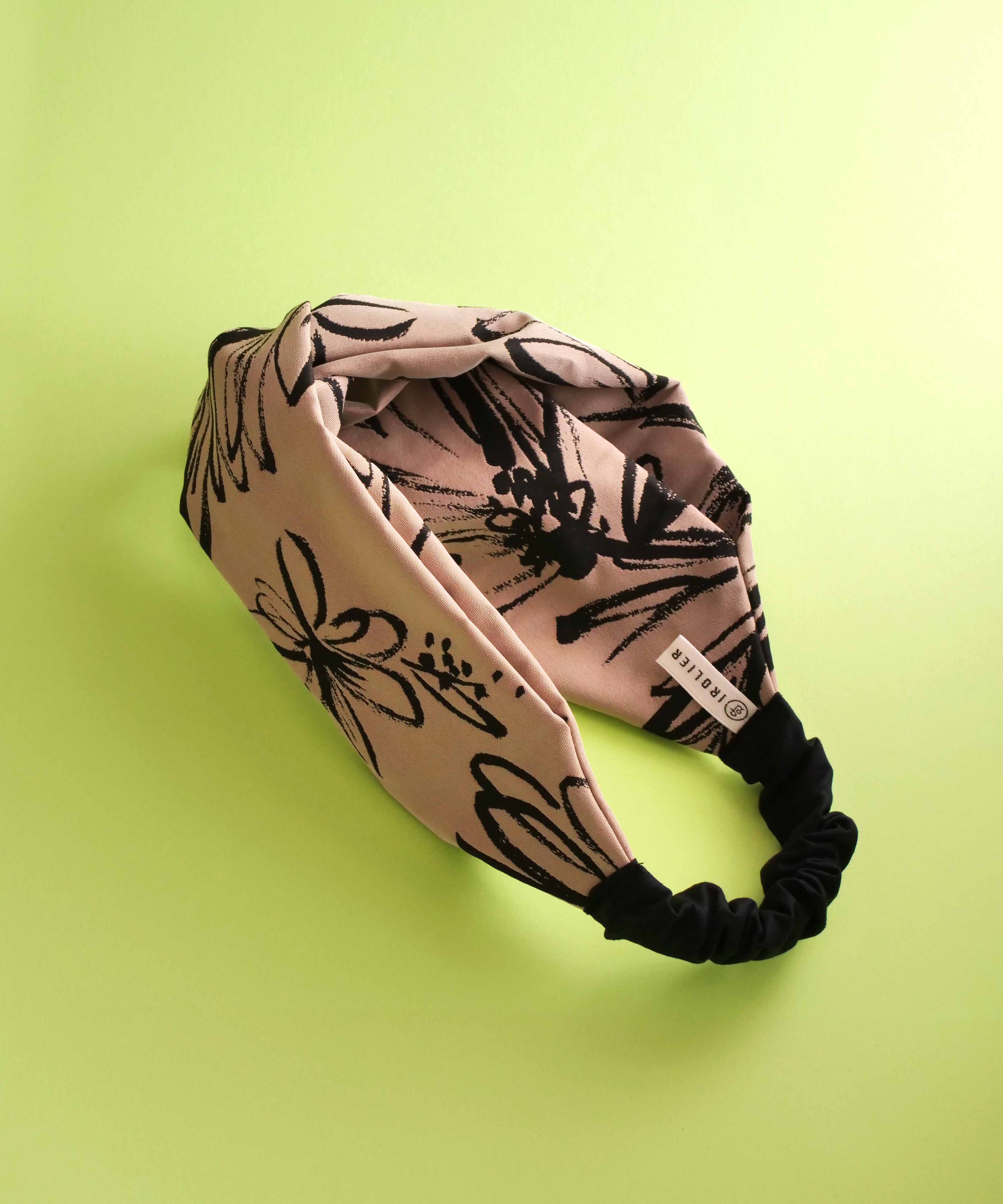 Large monochrome flower turban