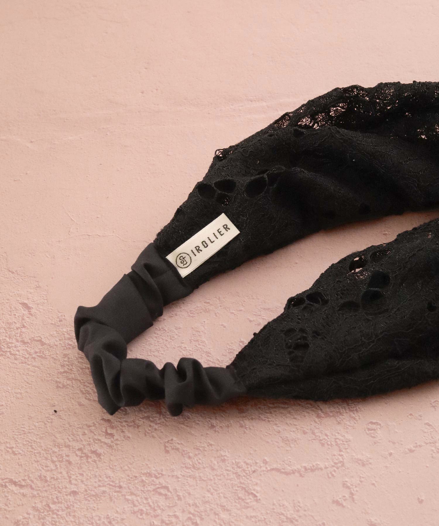 Shirred lace turban