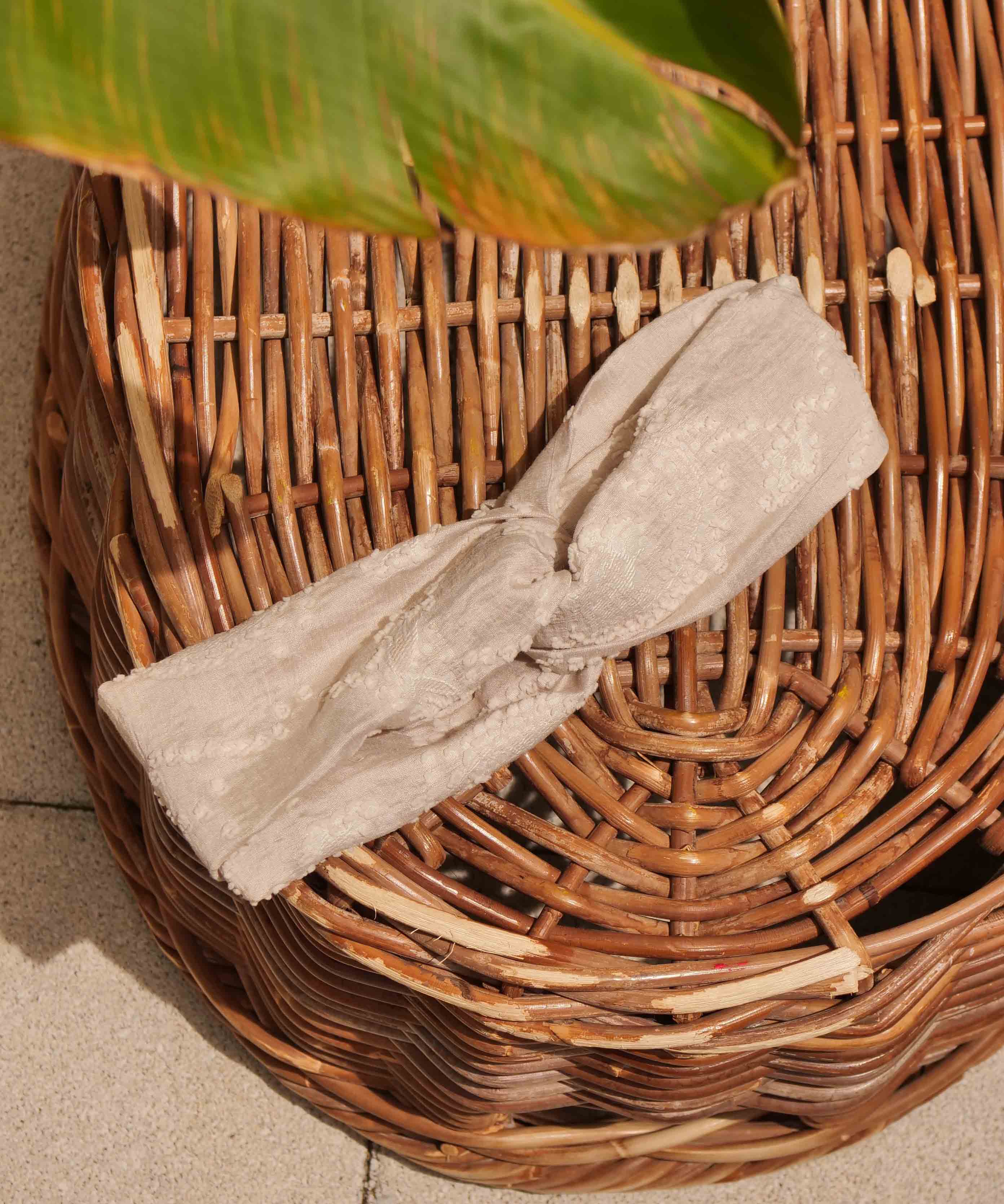 Shirred lace turban