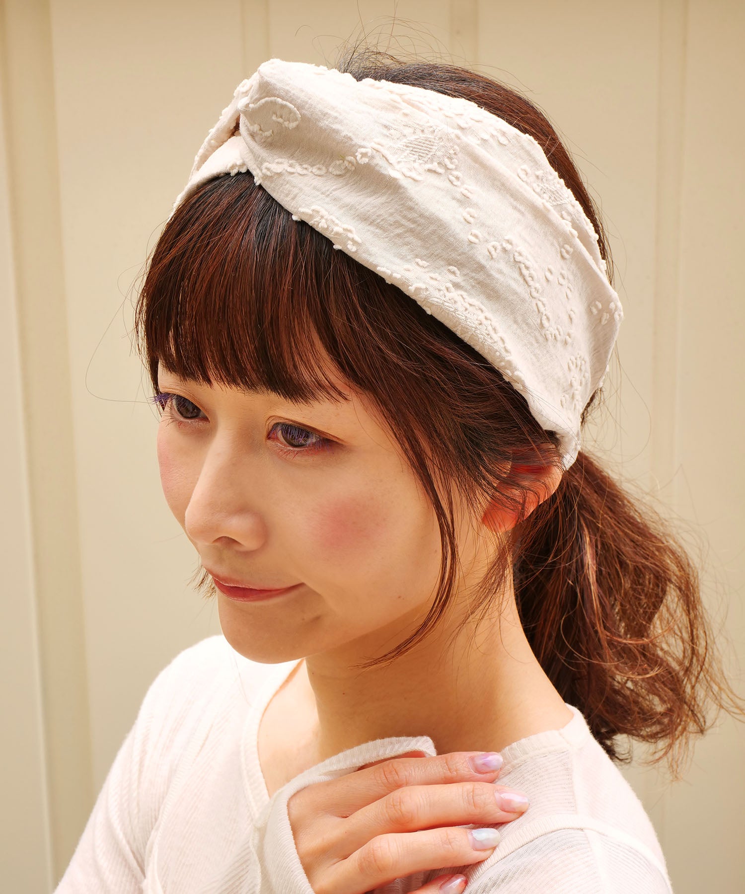 Shirred lace turban
