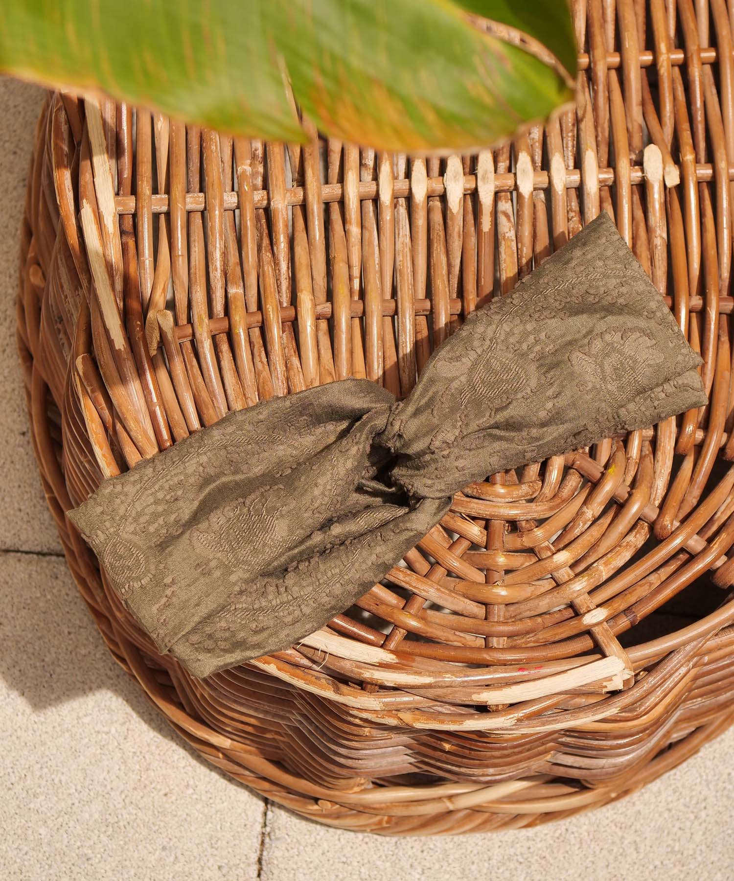 Shirred lace turban