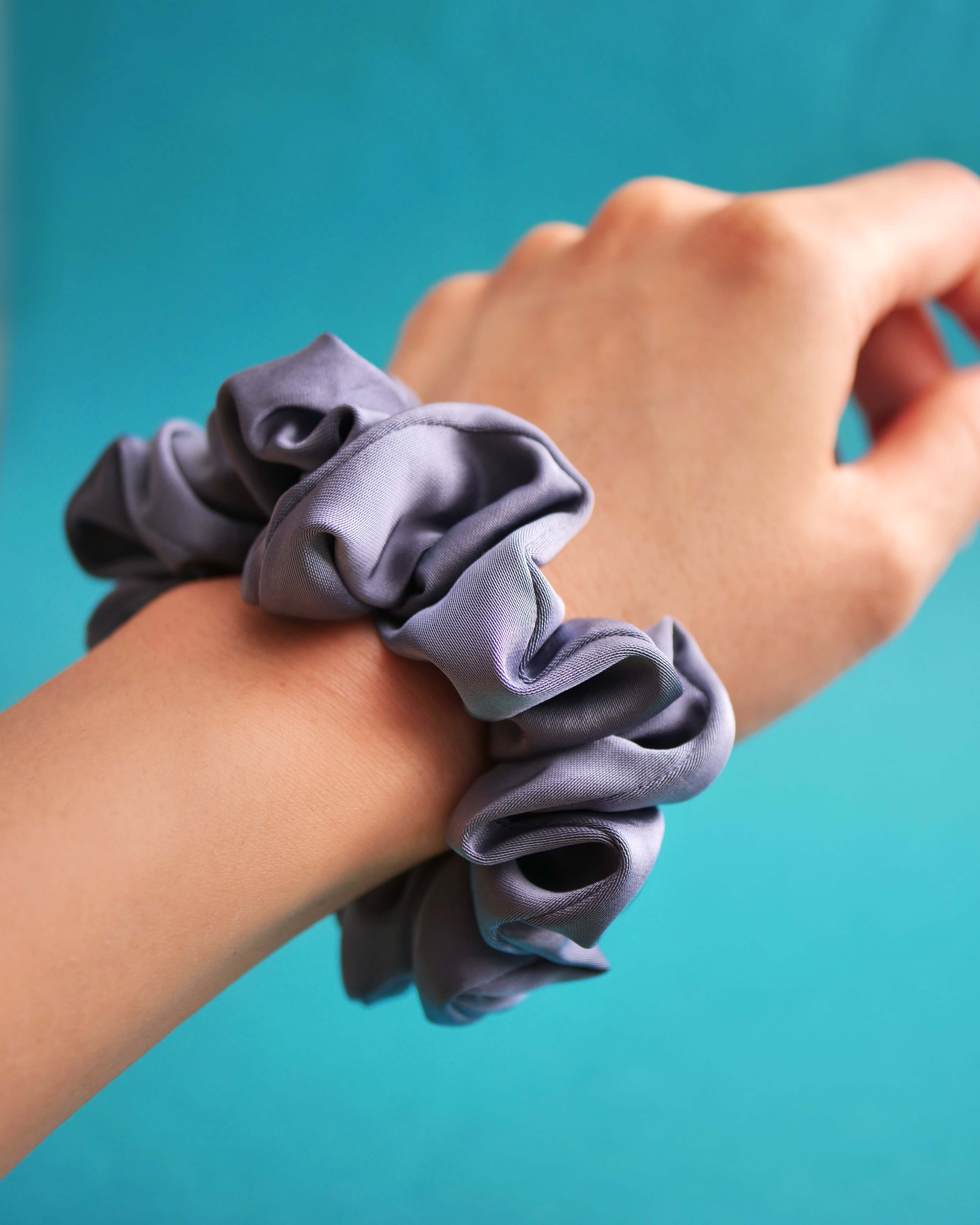 Metallic 2 set scrunchie