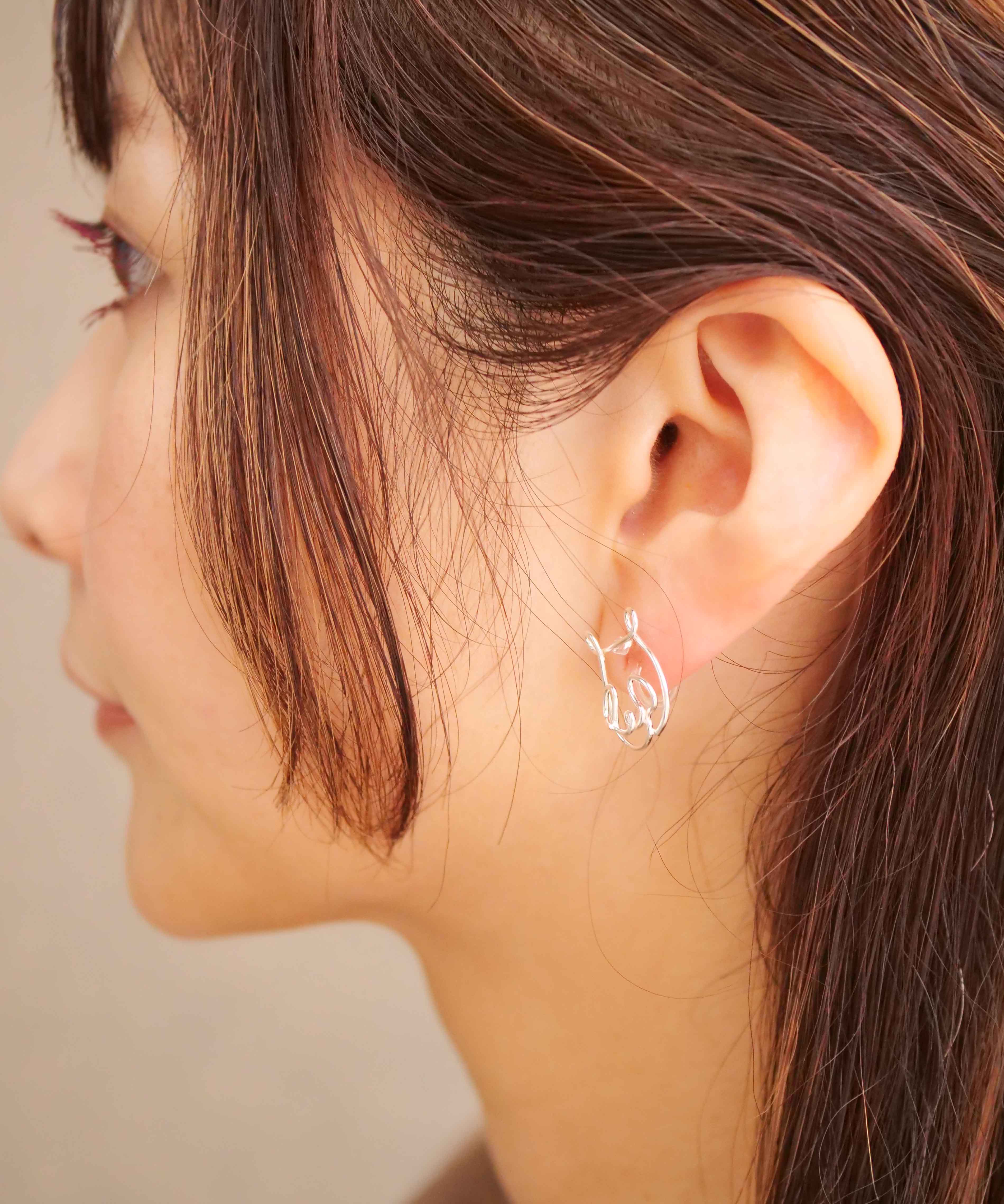 [Limited Edition] SV925 Graffiti Panda Earrings