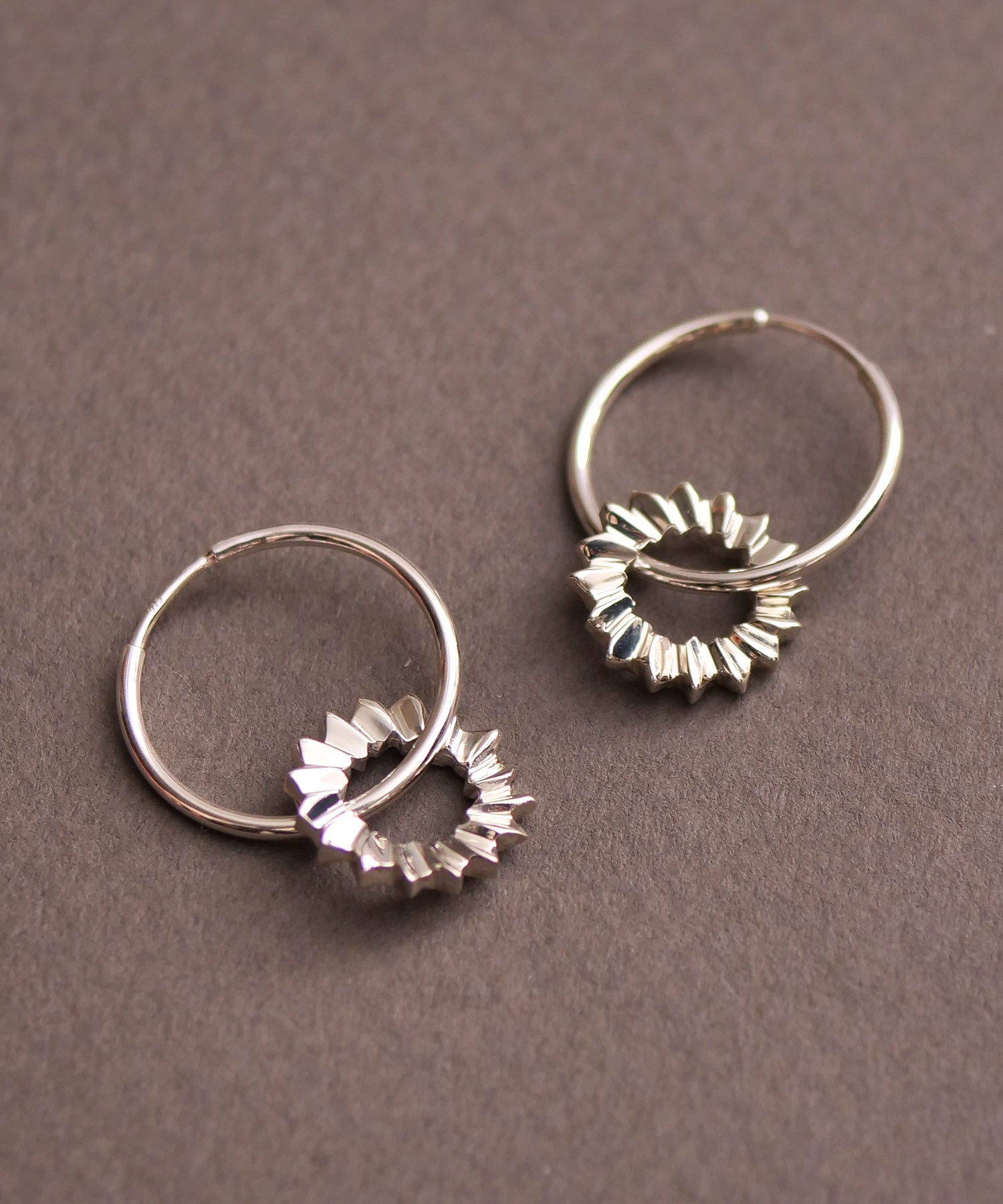 SV925フォールドオリガミフープピアス シルバー