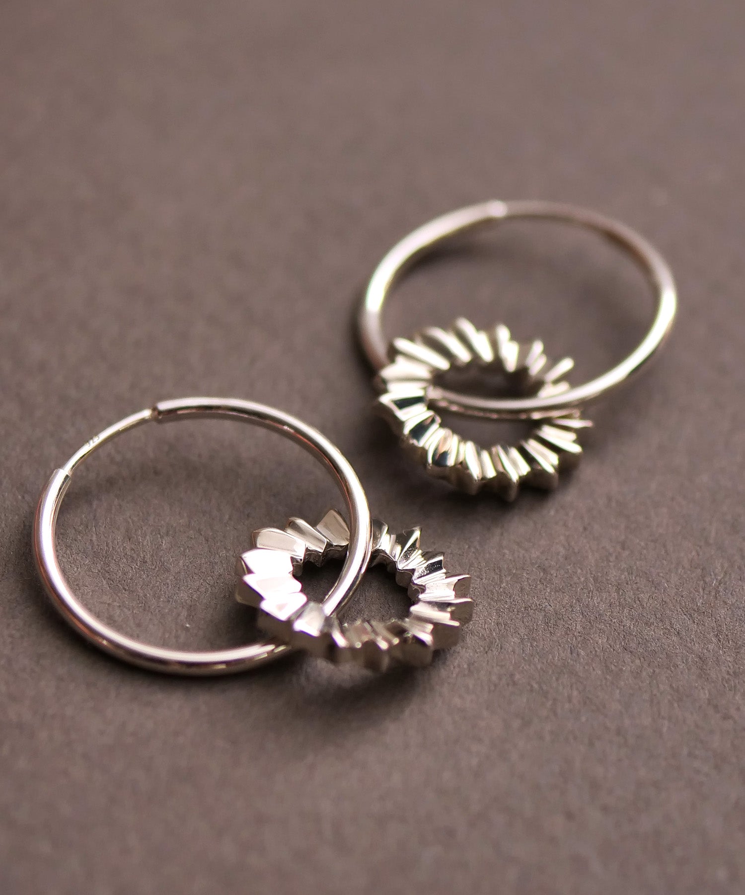 SV925フォールドオリガミフープピアス シルバー