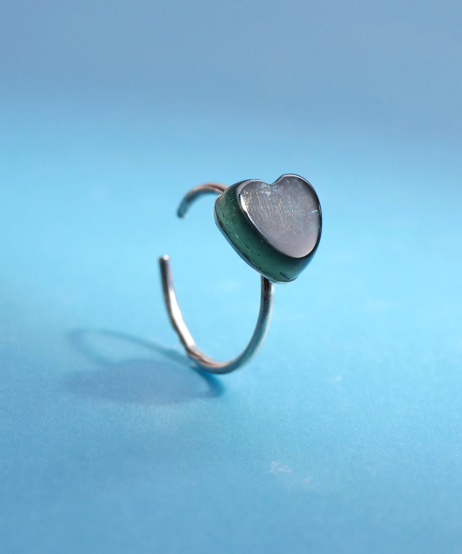 【限定商品】SV925ハート天然石イヤーカフ バイカラートルマリン ブルー